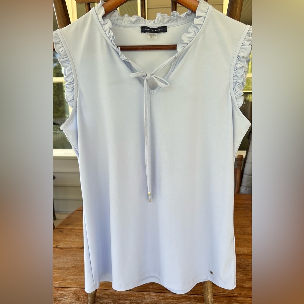 Tommy Hilfiger Light Blue Sleeveless Women’s Blouse Top Lightweight Size Small
